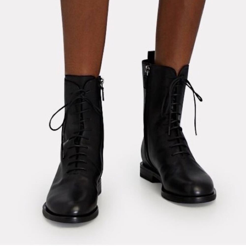 Manolo Blahnik Planigia Black Leather Combat Boots EU 37.5 Lace Up Ankle Booties